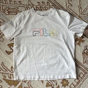 🤍FILA White Logo Crewneck TShirt